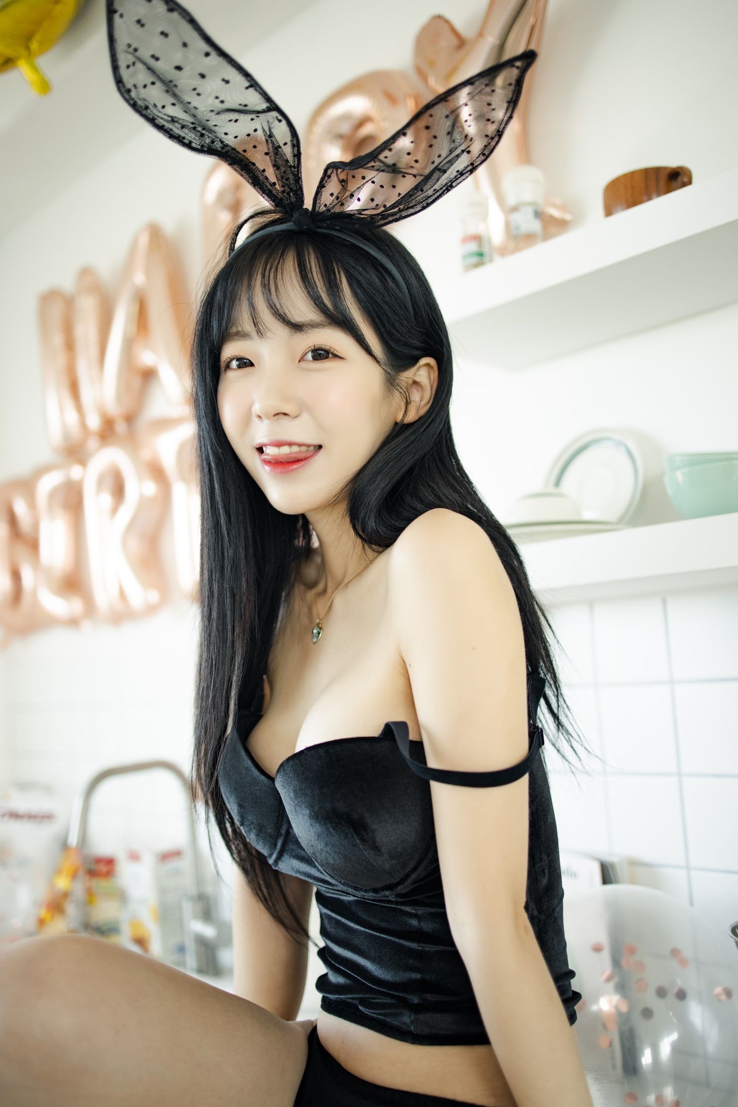 Sovely 韩国美少女模特性感写真 HAPPY BIRTHDAY (13)