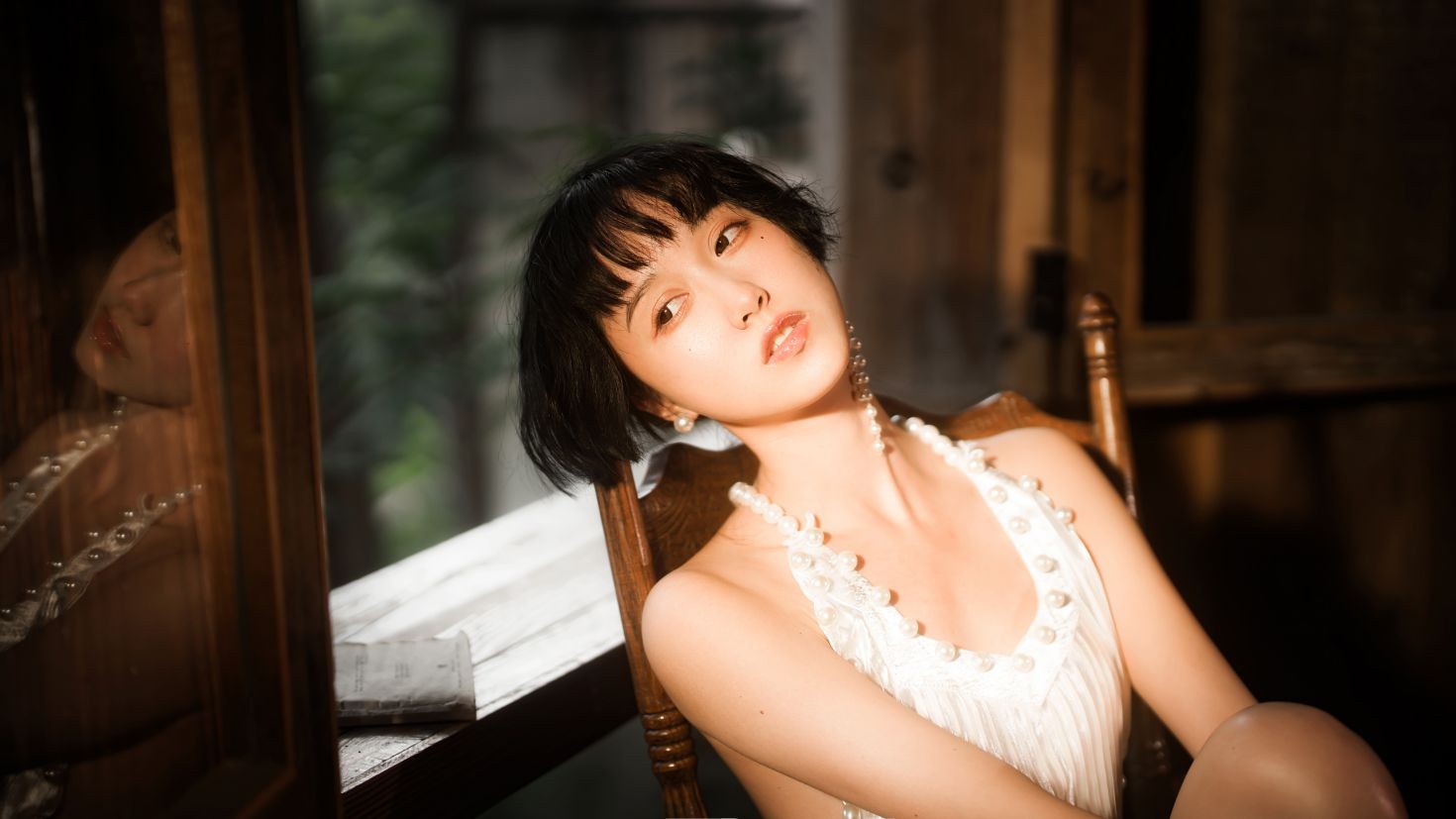 YITUYU艺图语模特唯美写真2022.07.30期花束里的浪漫 木棉棉OwO (39)