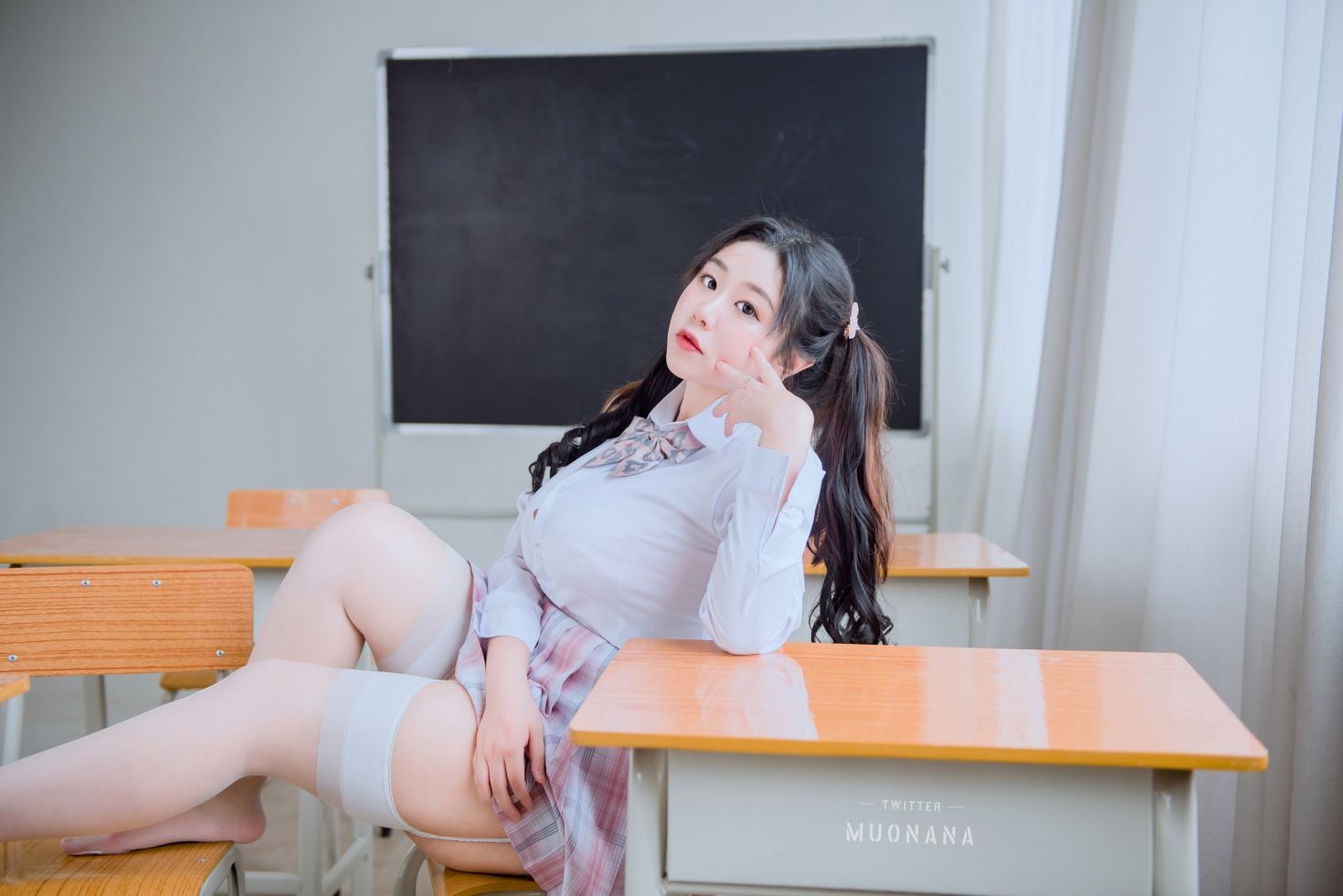 美女动漫博主穆零Mu0性感Cosplay写真老师学生 (17)